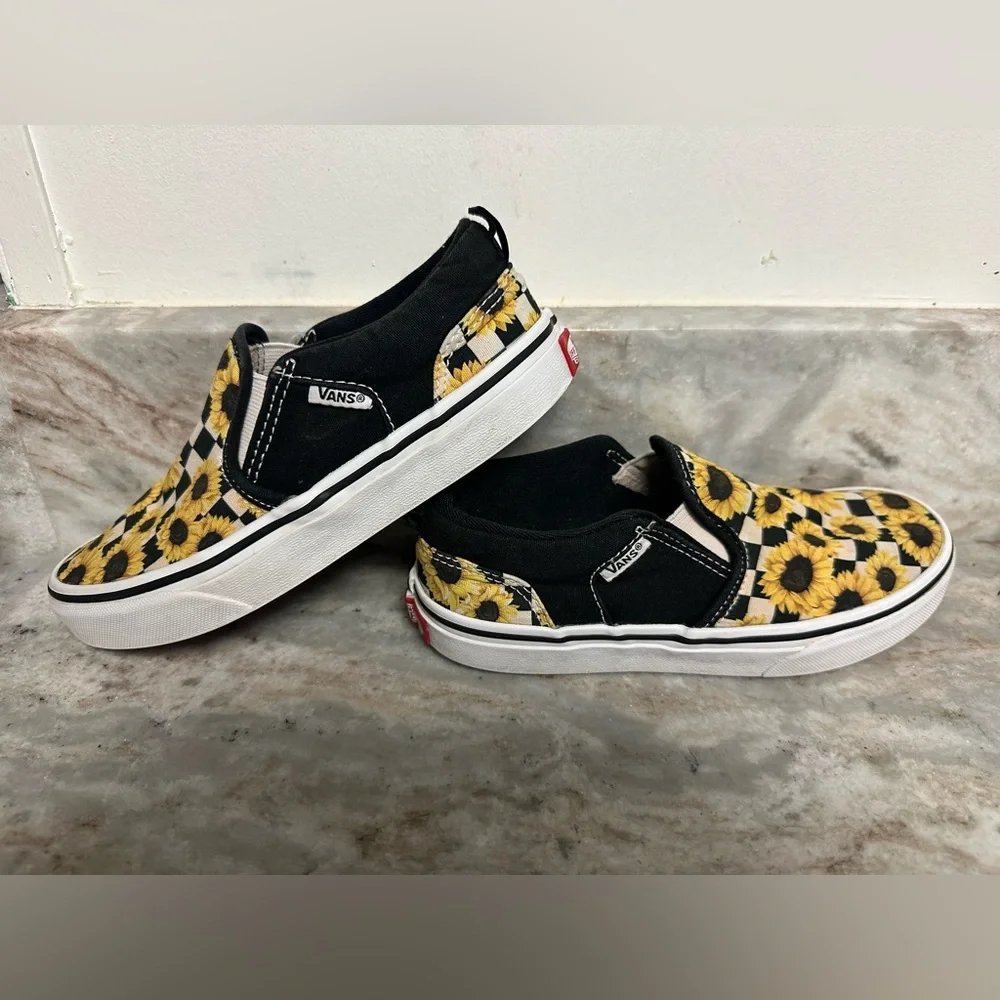 Vans Custom Classic Sunflower Checkered Slip-On Shoes - Picture 3 of 6